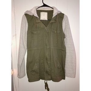ARMY GREEN LIGHTWEIGHT COAT